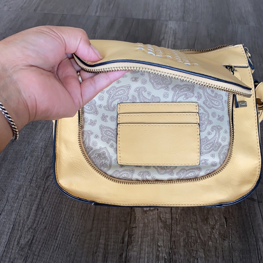 SIMPLY NOELLE| women’s shoulder bag - Picture 12 of 16